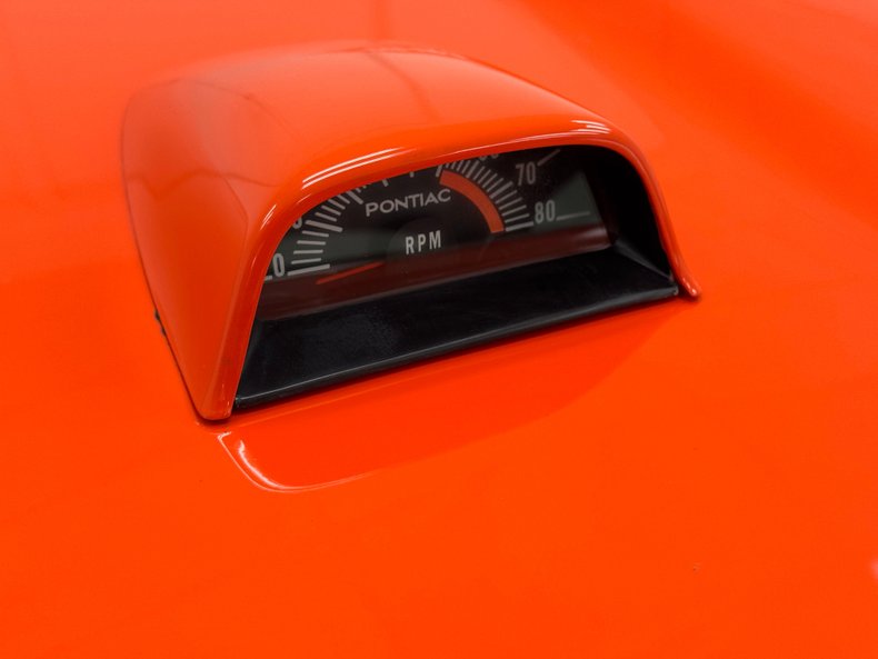 Pontiac-Gto-1969-Carousel-Red-Black-47