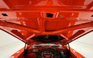 Pontiac-Gto-1969-Carousel-Red-Black-6