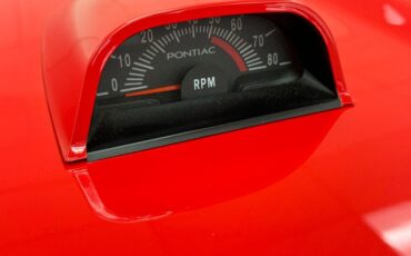 Pontiac-Gto-1970-Cardinal-Red-Black-13