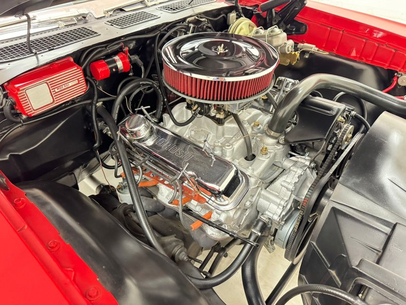 Pontiac-Gto-1970-Cardinal-Red-Black-26