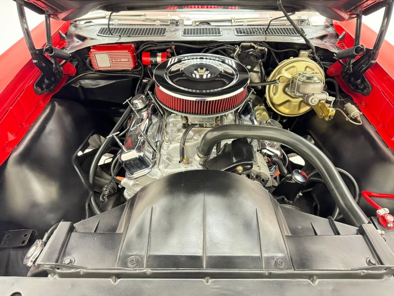 Pontiac-Gto-1970-Cardinal-Red-Black-27