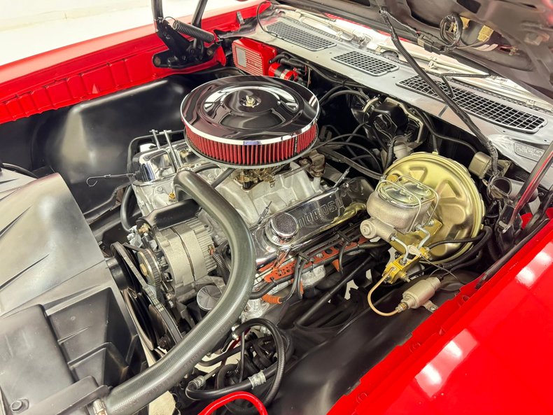 Pontiac-Gto-1970-Cardinal-Red-Black-28