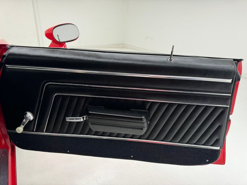 Pontiac-Gto-1970-Cardinal-Red-Black-34