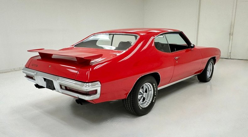 Pontiac-Gto-1970-Cardinal-Red-Black-4