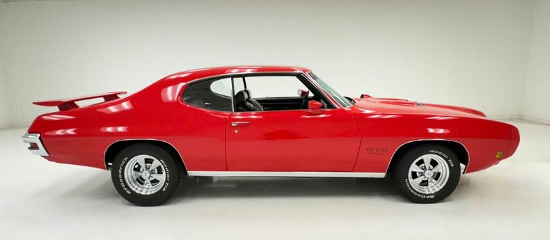 Pontiac-Gto-1970-Cardinal-Red-Black-5