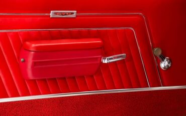 Pontiac-Gto-1970-Polar-White-Red-16