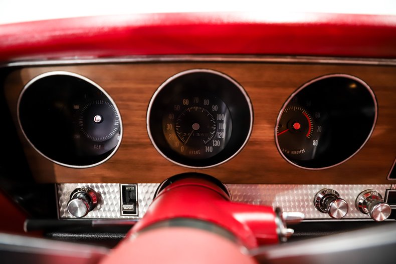 Pontiac-Gto-1970-Polar-White-Red-21