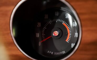 Pontiac-Gto-1970-Polar-White-Red-24