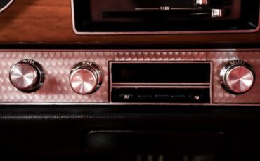 Pontiac-Gto-1970-Polar-White-Red-29