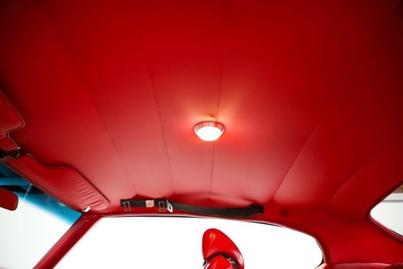 Pontiac-Gto-1970-Polar-White-Red-33