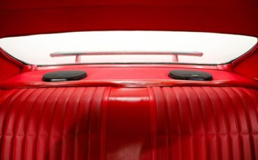 Pontiac-Gto-1970-Polar-White-Red-39