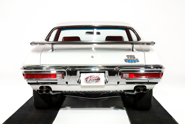 Pontiac-Gto-1970-Polar-White-Red-48