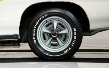 Pontiac-Gto-1970-Polar-White-Red-49