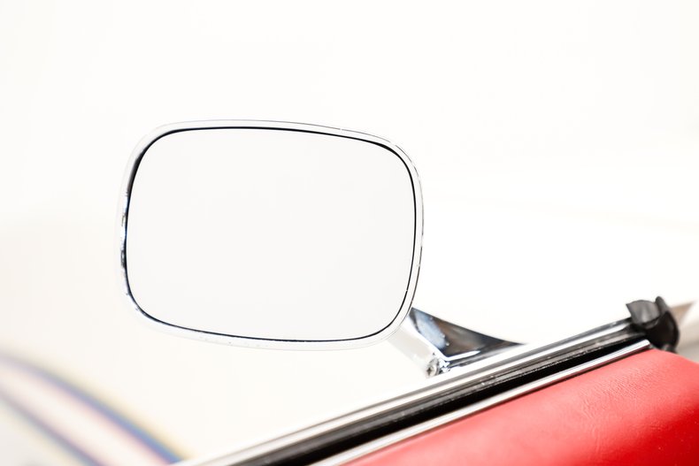 Pontiac-Gto-1970-Polar-White-Red-9