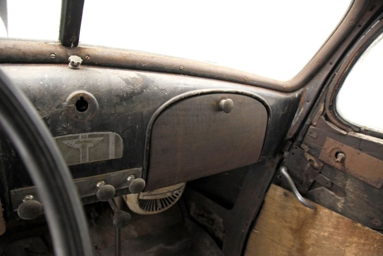 Pontiac-Other-1935-Black-Brown-39