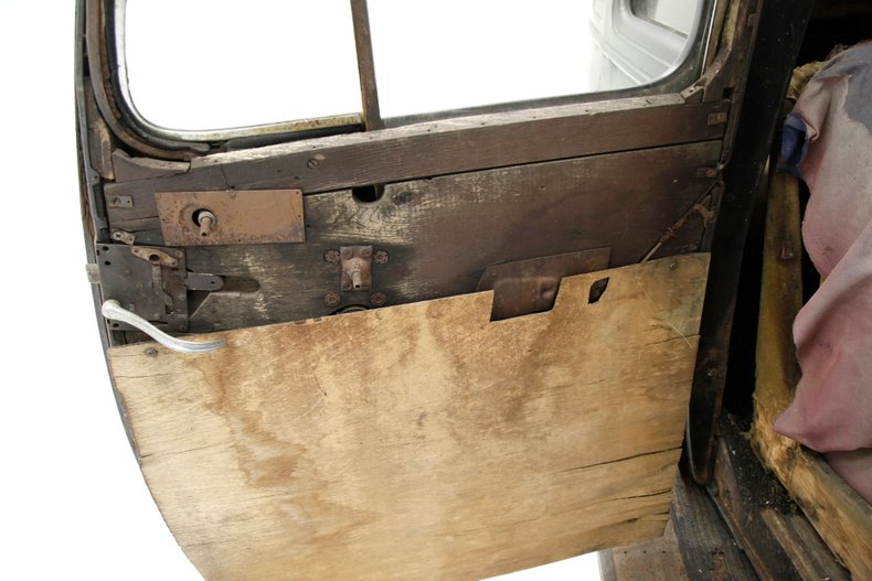 Pontiac-Other-1935-Black-Brown-42