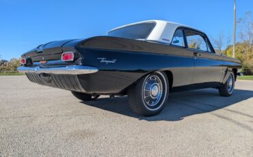 Pontiac-Tempest-1962-Black-Black-33
