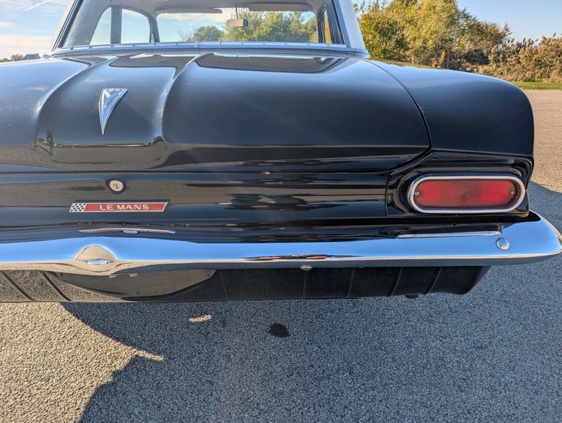 Pontiac-Tempest-1962-Black-Black-43