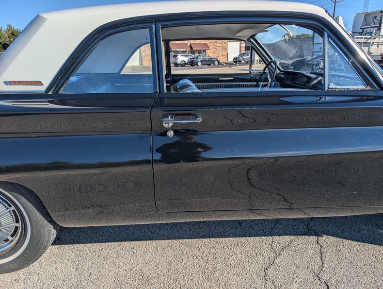 Pontiac-Tempest-1962-Black-Black-48