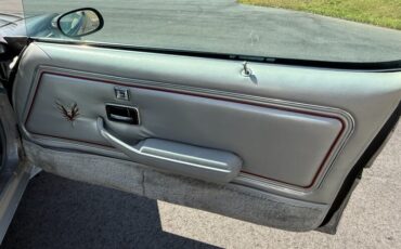 Pontiac-Trans-am-1979-Silver-27