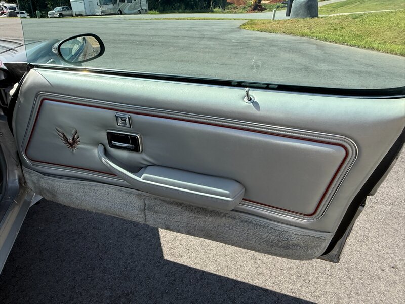 Pontiac-Trans-am-1979-Silver-27