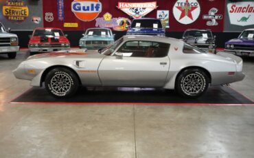 Pontiac-Trans-am-1979-Silver-Red-12