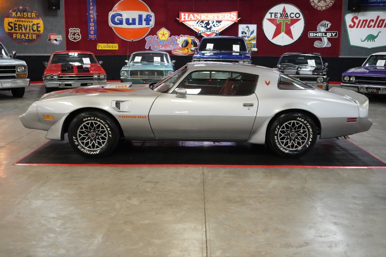 Pontiac-Trans-am-1979-Silver-Red-12