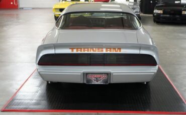 Pontiac-Trans-am-1979-Silver-Red-14