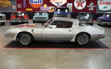 Pontiac-Trans-am-1979-Silver-Red-18