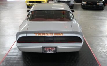 Pontiac-Trans-am-1979-Silver-Red-21