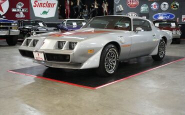 Pontiac-Trans-am-1979-Silver-Red-26