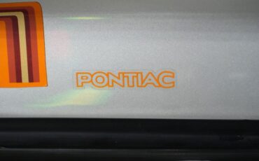 Pontiac-Trans-am-1979-Silver-Red-46