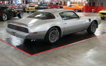 Pontiac-Trans-am-1979-Silver-Red-8