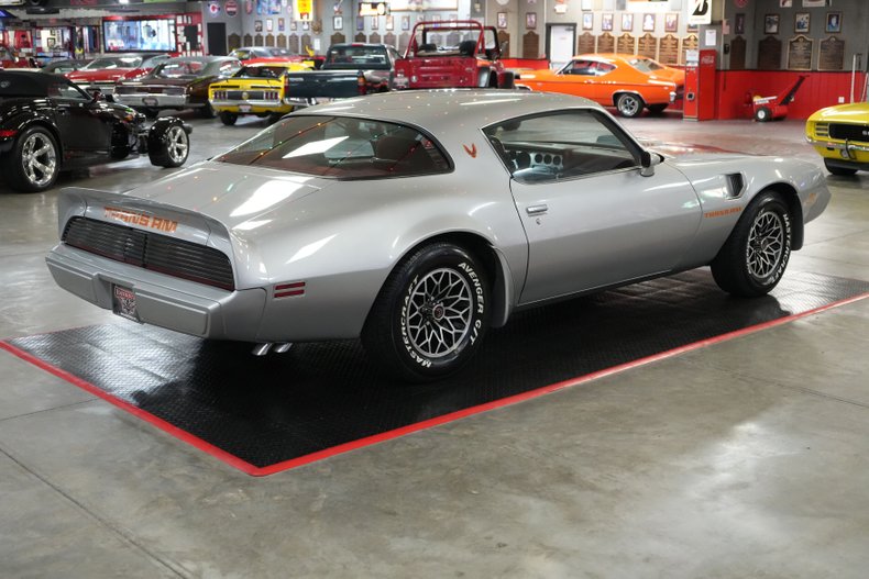 Pontiac-Trans-am-1979-Silver-Red-8