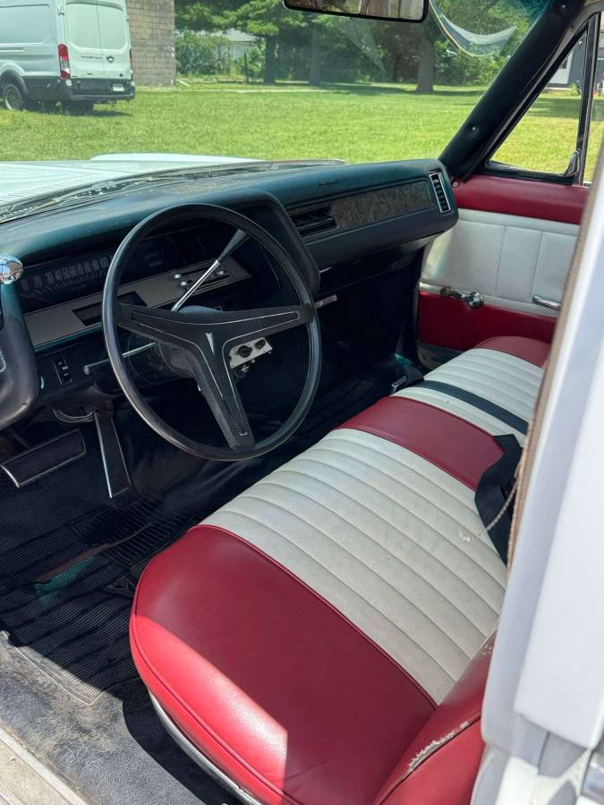 Pontiac-bonneville-1967-white-12