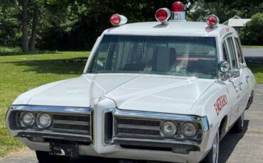 Pontiac-bonneville-1967-white-13