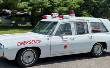 Pontiac-bonneville-1967-white