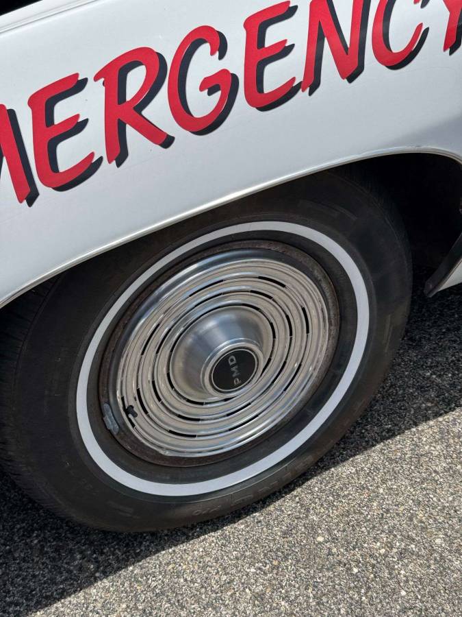 Pontiac-bonneville-1967-white-9