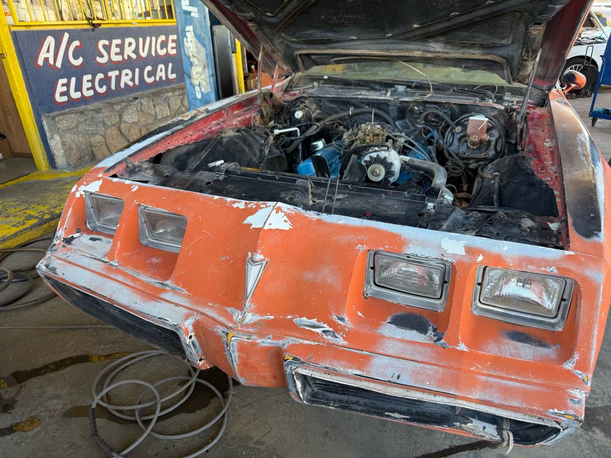 Pontiac-firebird-1979-orange-6