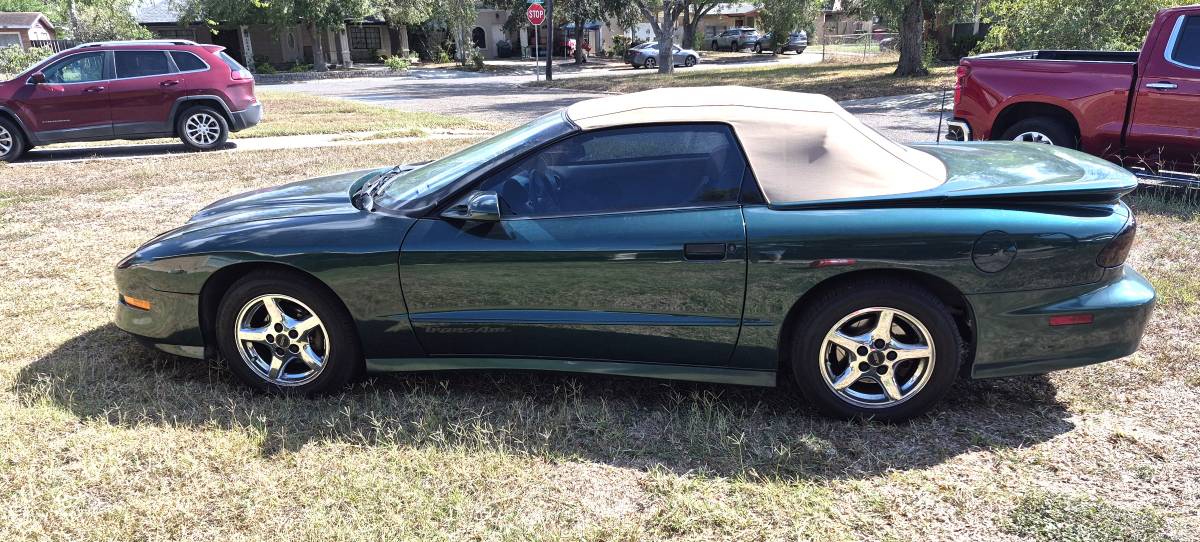 Pontiac-firebird-trans-am-1996-green-3