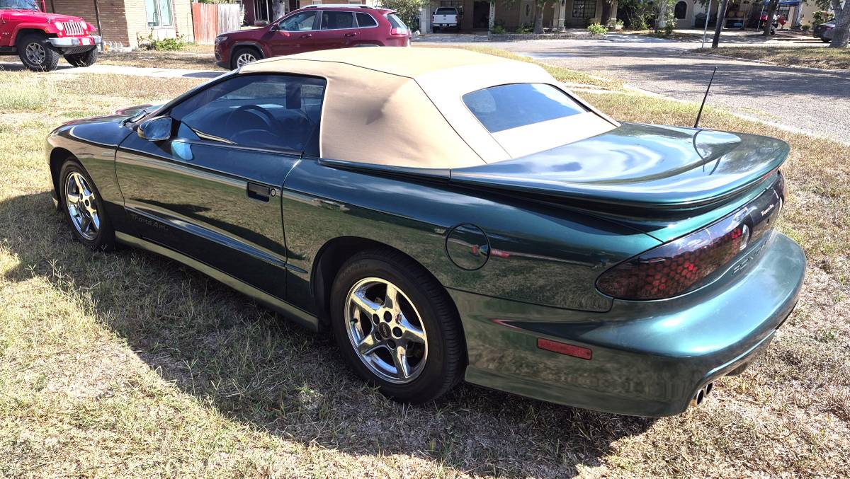 Pontiac-firebird-trans-am-1996-green-4