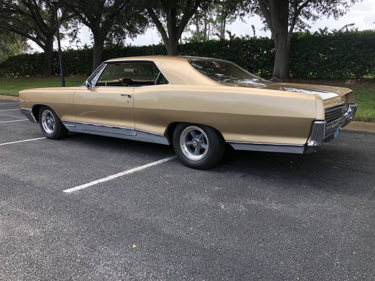 Pontiac-grand-prix-1966-10