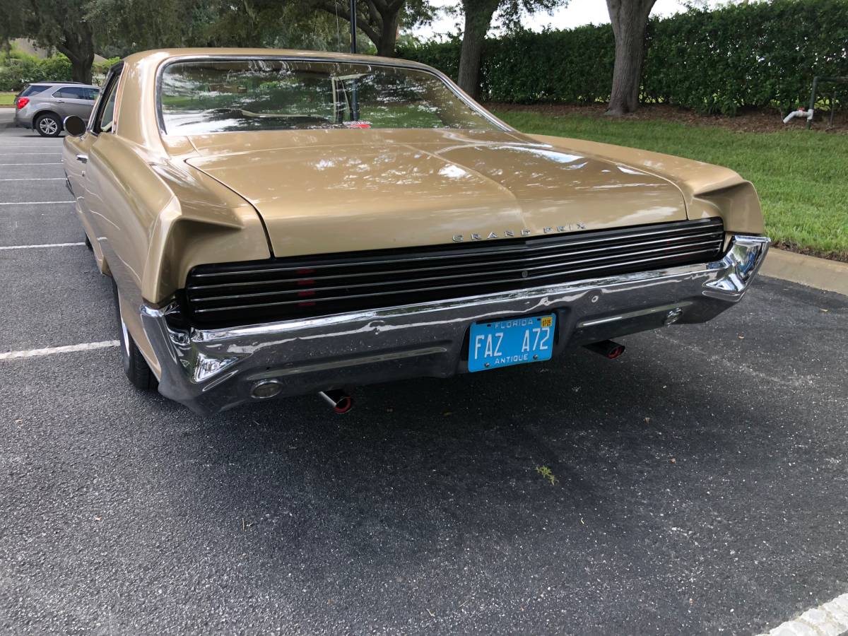 Pontiac-grand-prix-1966-16