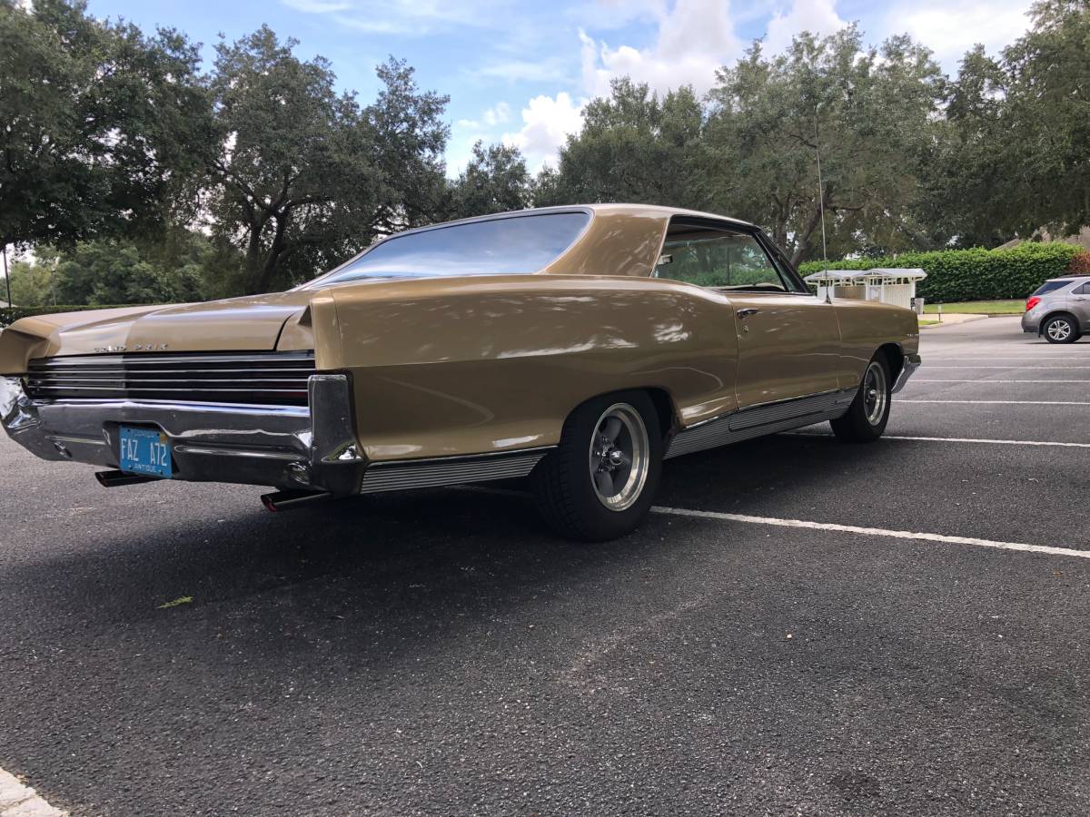 Pontiac-grand-prix-1966-18