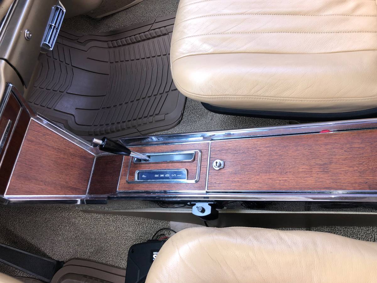 Pontiac-grand-prix-1966-22