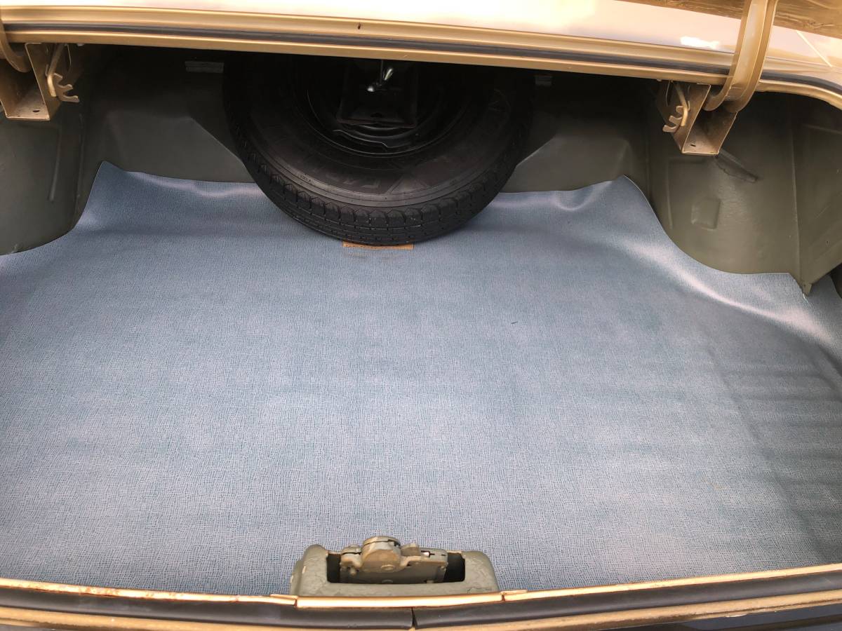 Pontiac-grand-prix-1966-8