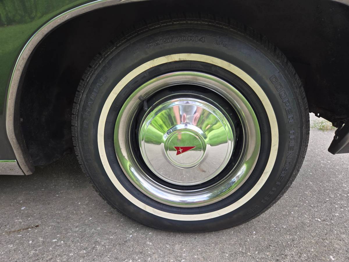 Pontiac-grand-prix-1968-grey-10