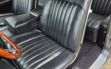 Pontiac-grand-prix-1968-grey-14