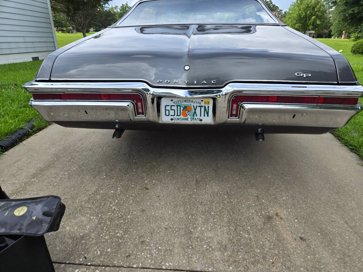 Pontiac-grand-prix-1968-grey-18