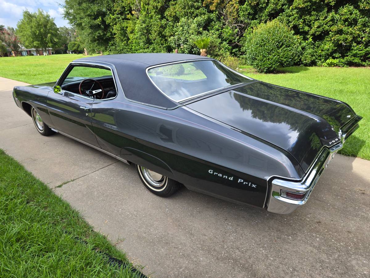 Pontiac-grand-prix-1968-grey-19